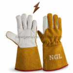 Split leather welding gloves specification image with smooth palm, suede back, and long protective cuff
